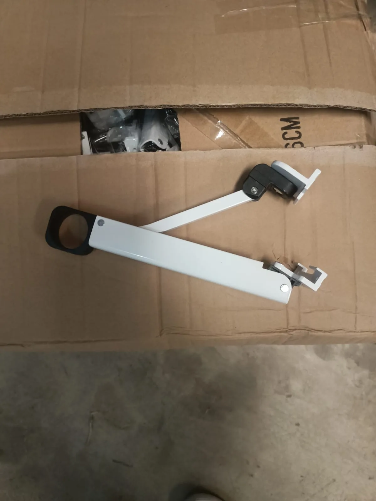 Sliding door roller
